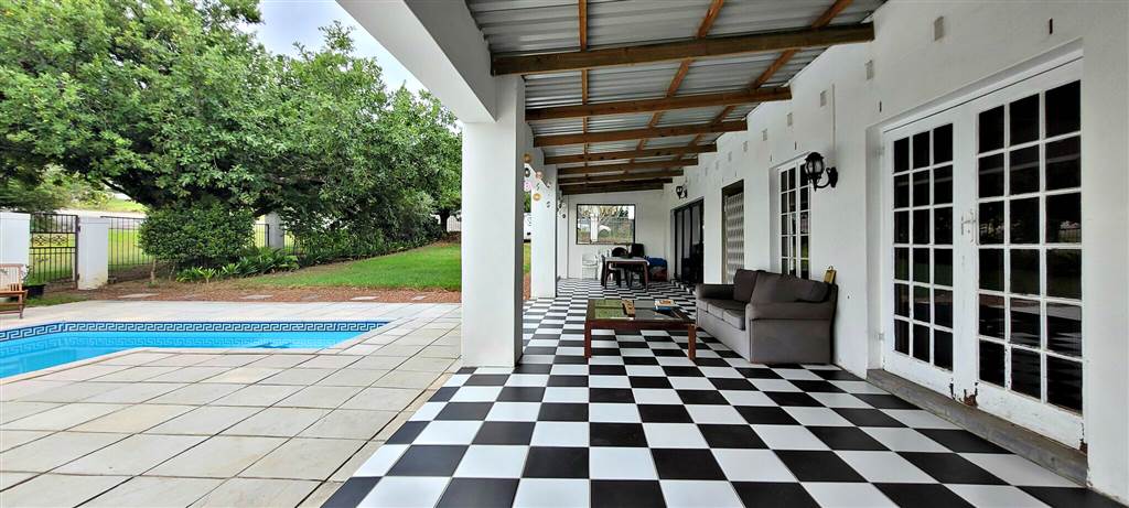 7 Bed House in Swellendam photo number 23