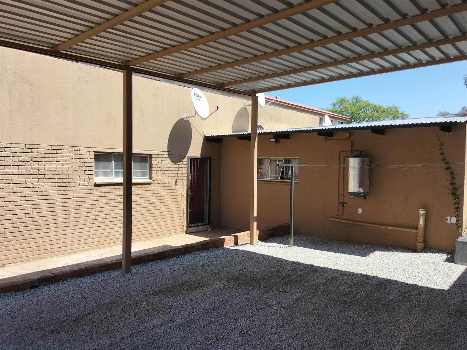 550  m² Commercial space in Polokwane Central photo number 5