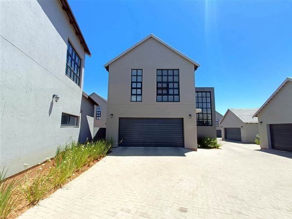 3 Bed Townhouse