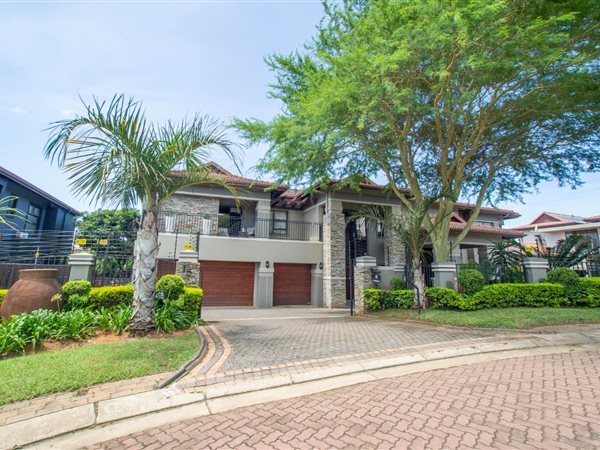 4 Bedroom House 4 Bedroom House