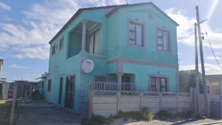 5 Bed House in Nyanga photo number 1