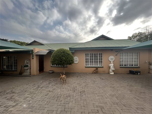 4 Bed House in Clubview