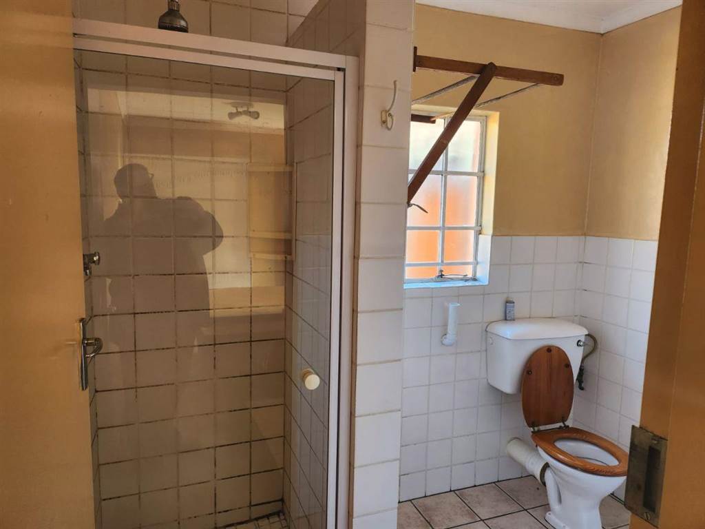 1 Bed Apartment in Secunda photo number 10