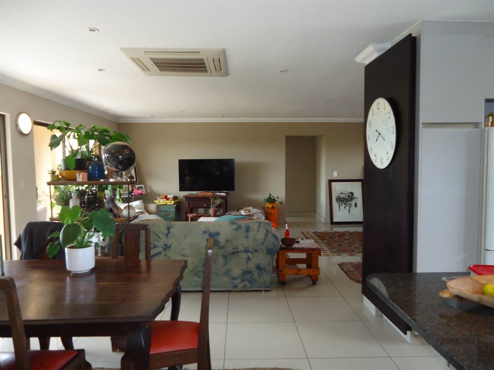 2 Bed Townhouse in Waterkloof Ridge photo number 8