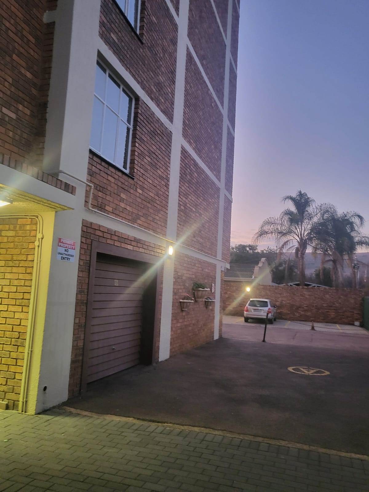 2.5 Bed Apartment in Rietfontein photo number 7