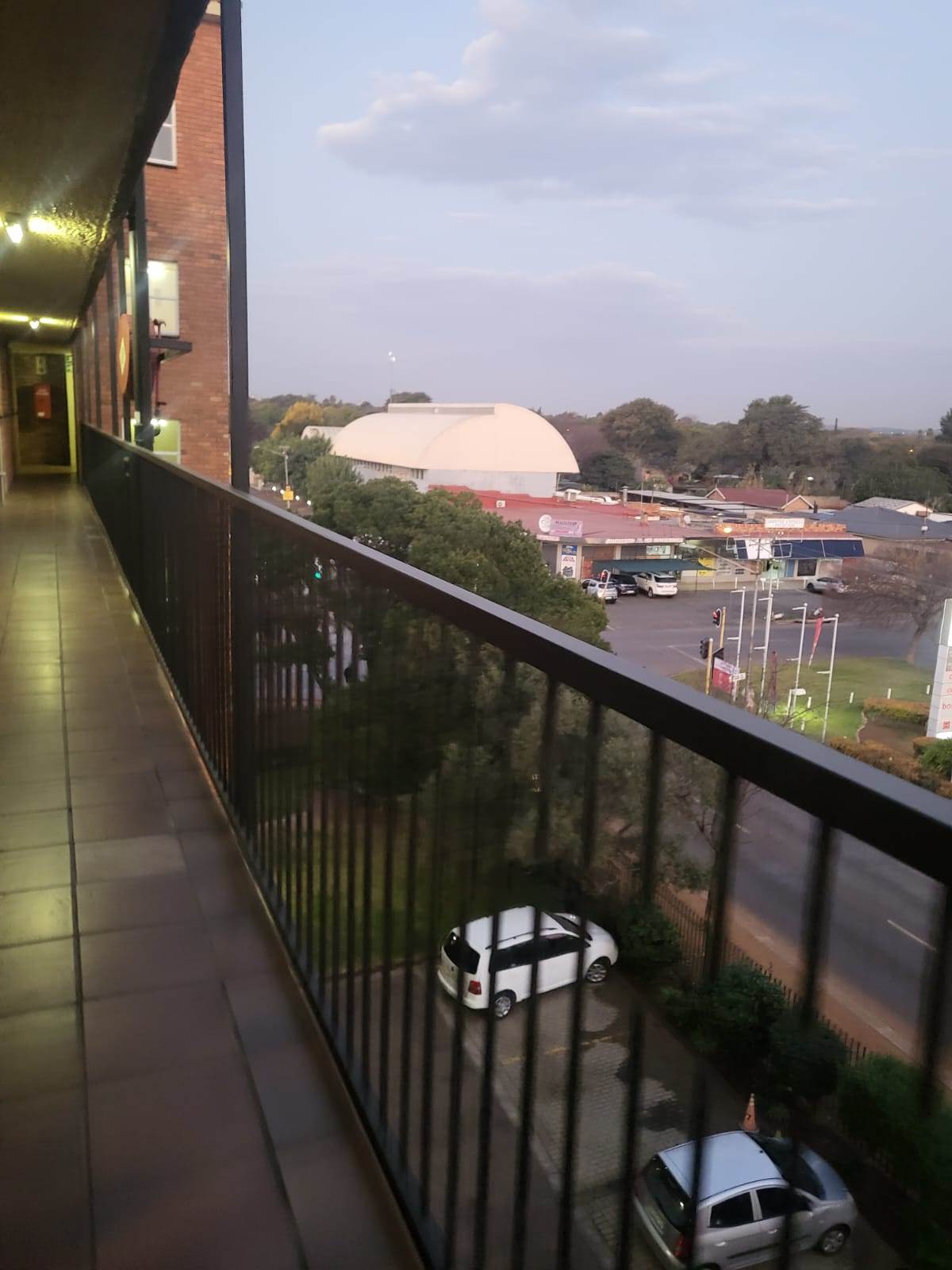 2.5 Bed Apartment in Rietfontein photo number 16