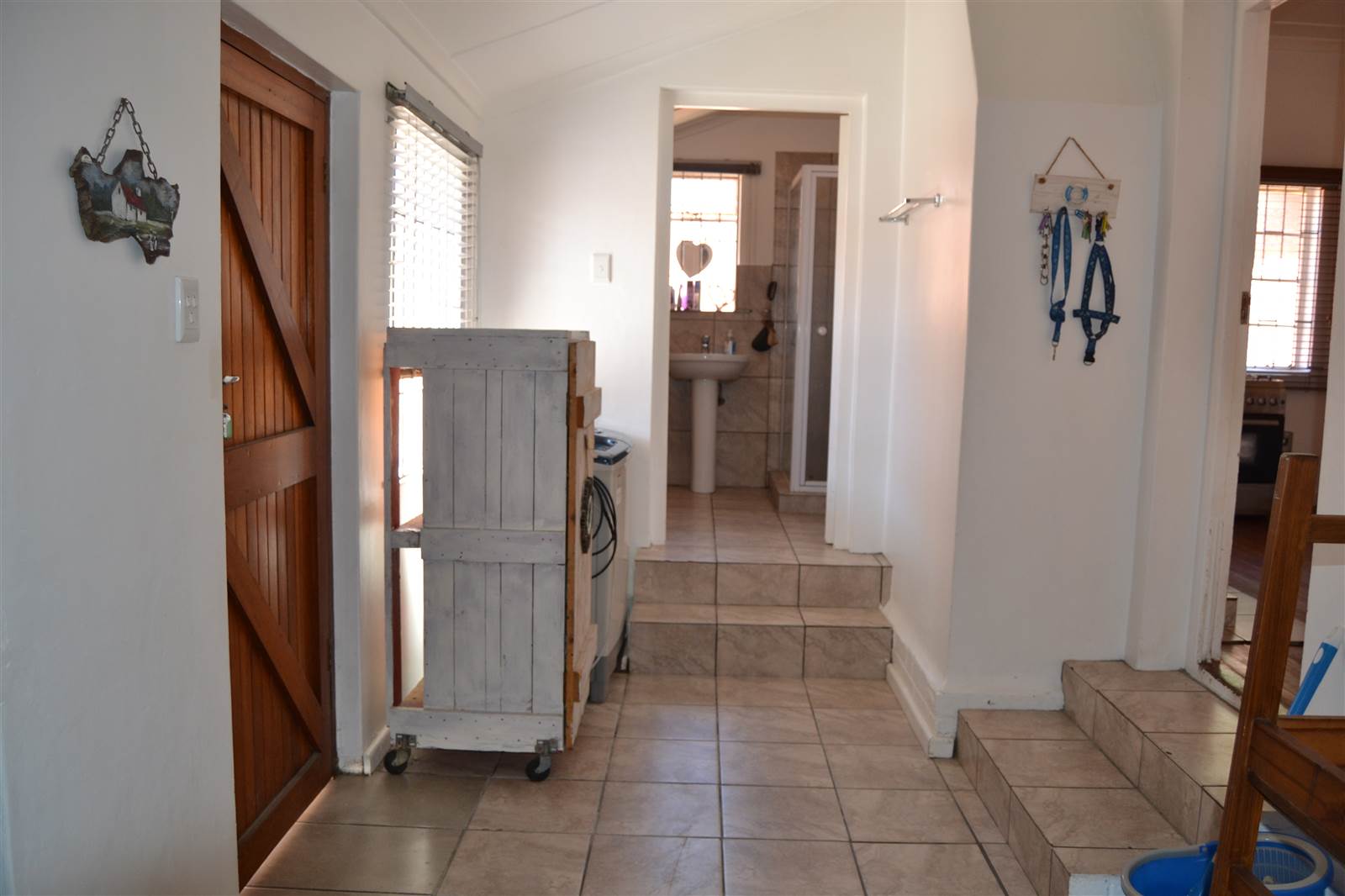 6 Bed House in Lamberts Bay photo number 11