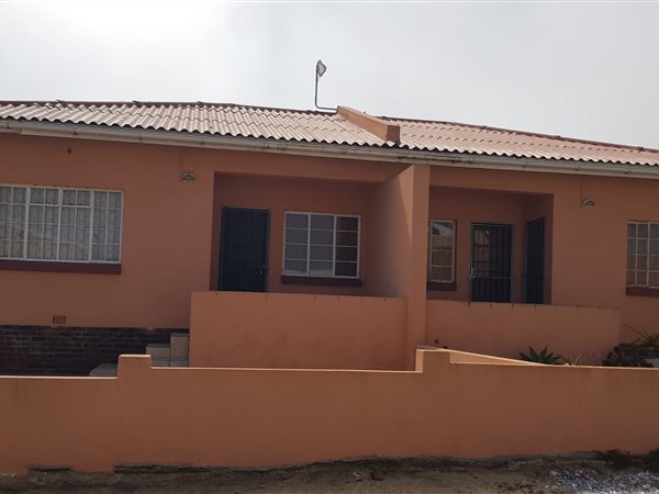 6 Bed House in Lamberts Bay