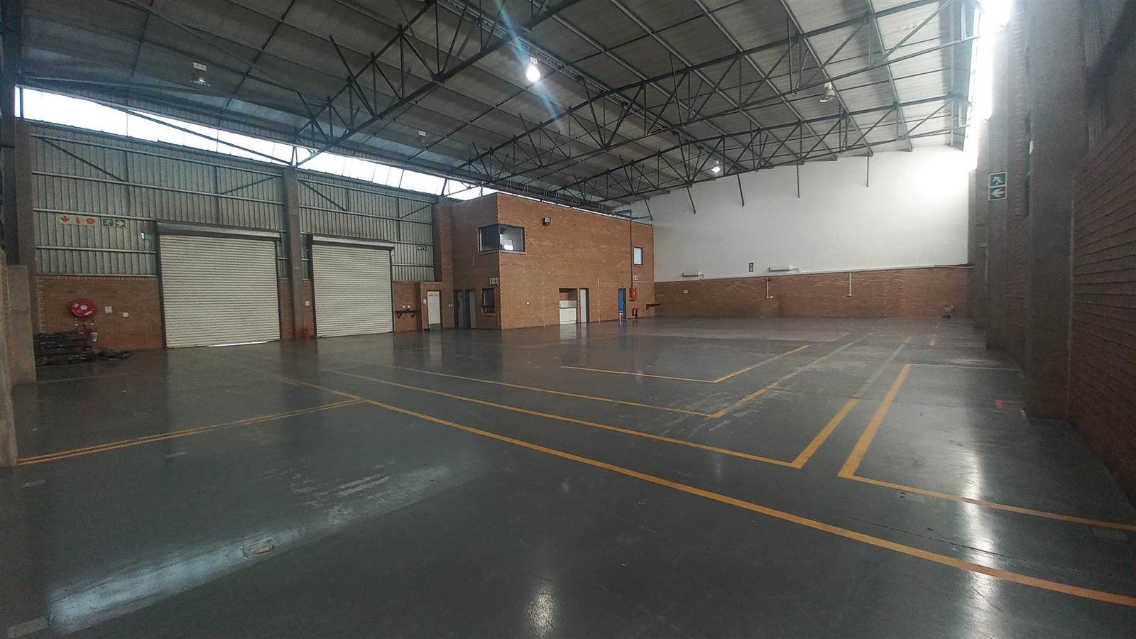 790  m² Industrial space in Jet Park photo number 6