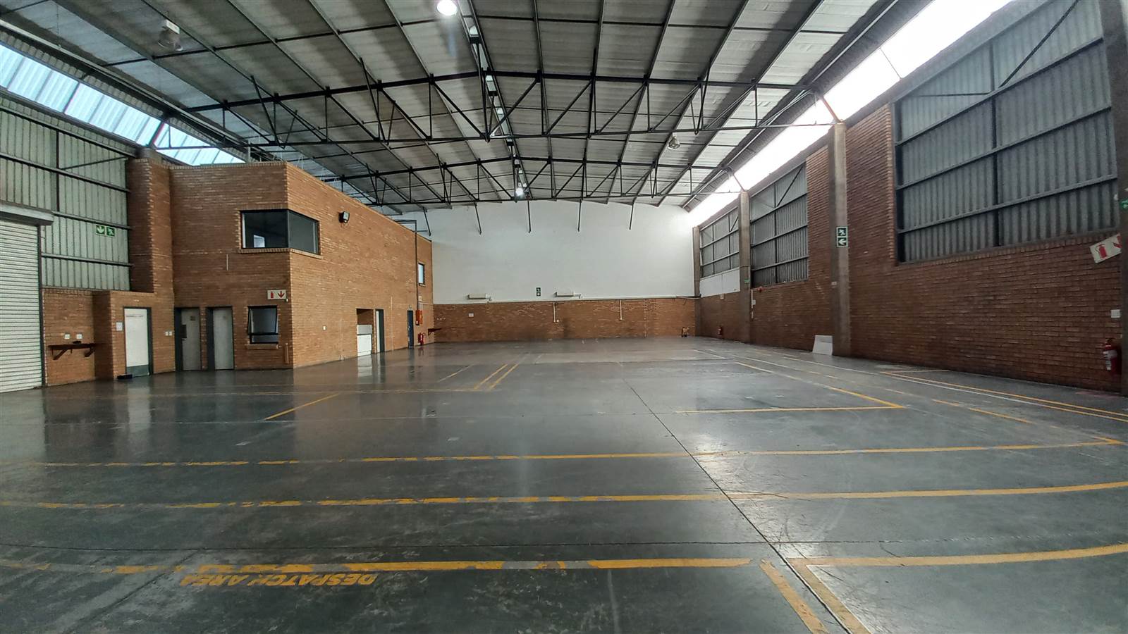 790  m² Industrial space in Jet Park photo number 9