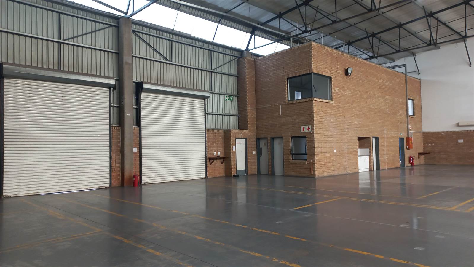790  m² Industrial space in Jet Park photo number 8
