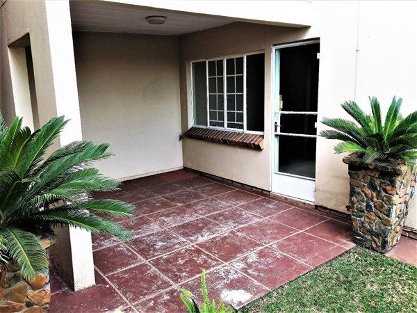 2 Bedroom Townhouse 2 Bedroom Townhouse