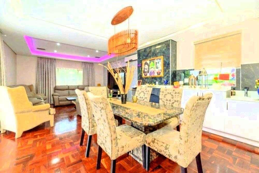 6 Bed House in Durban North photo number 3