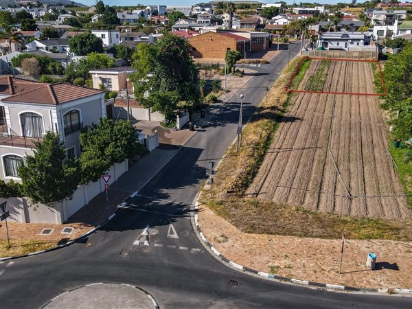 739 m² Land 739 m² Land