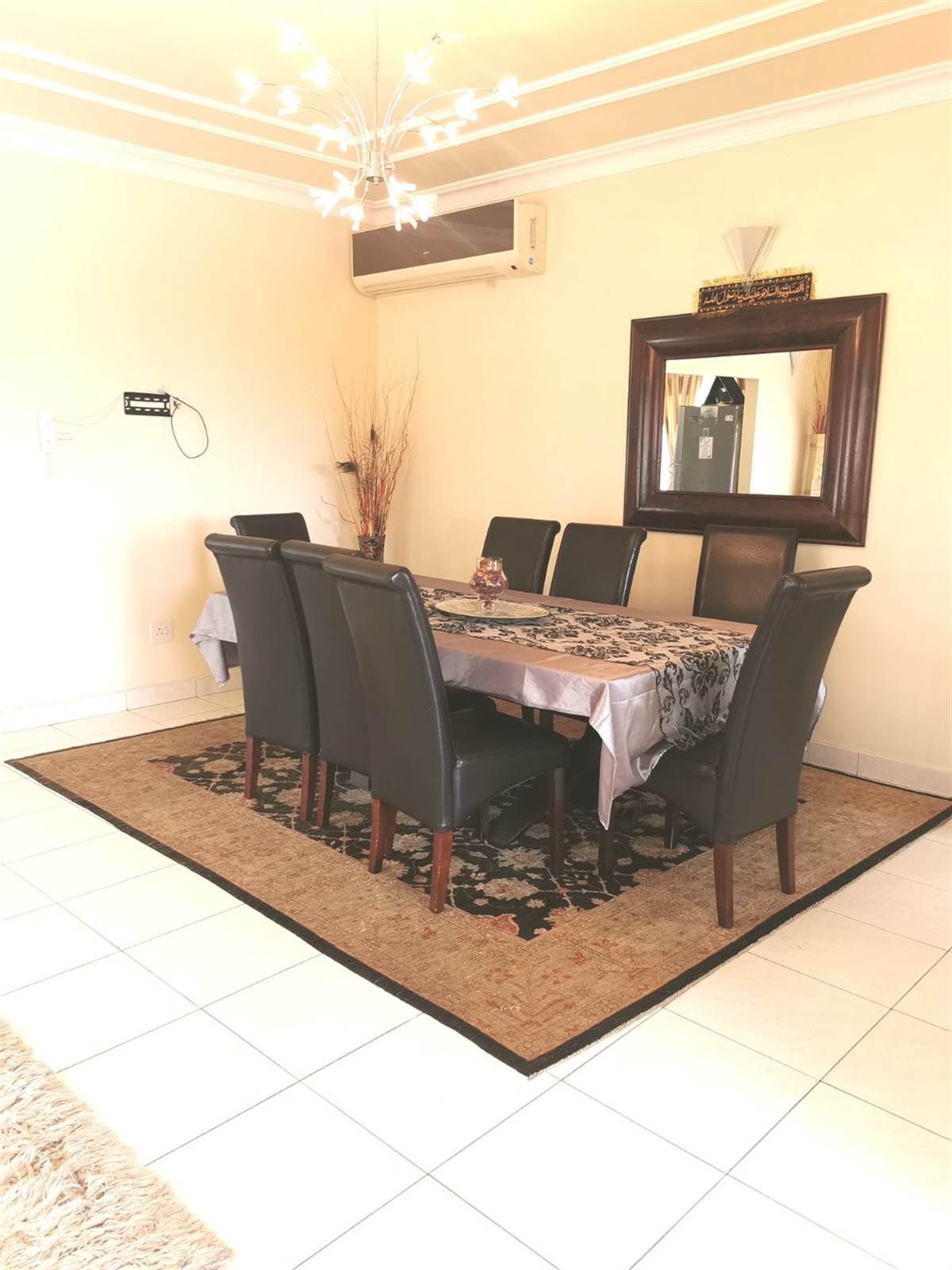 6 Bed House in Umgeni Park photo number 5