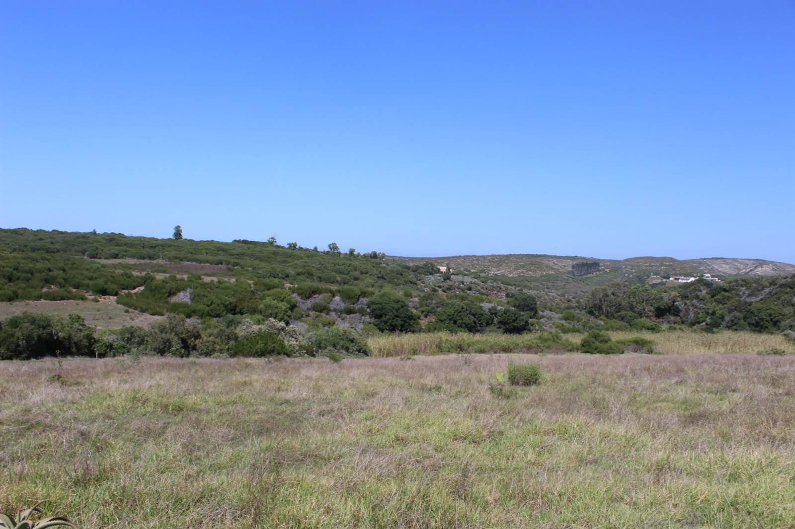 592 m² Land available in Stilbaai photo number 8