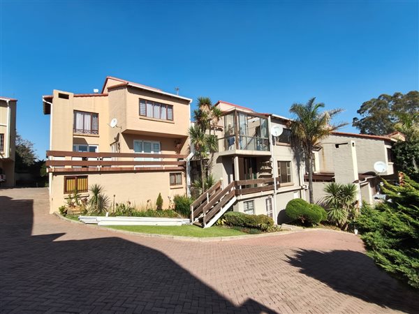 3 Bedroom Duplex 3 Bedroom Duplex