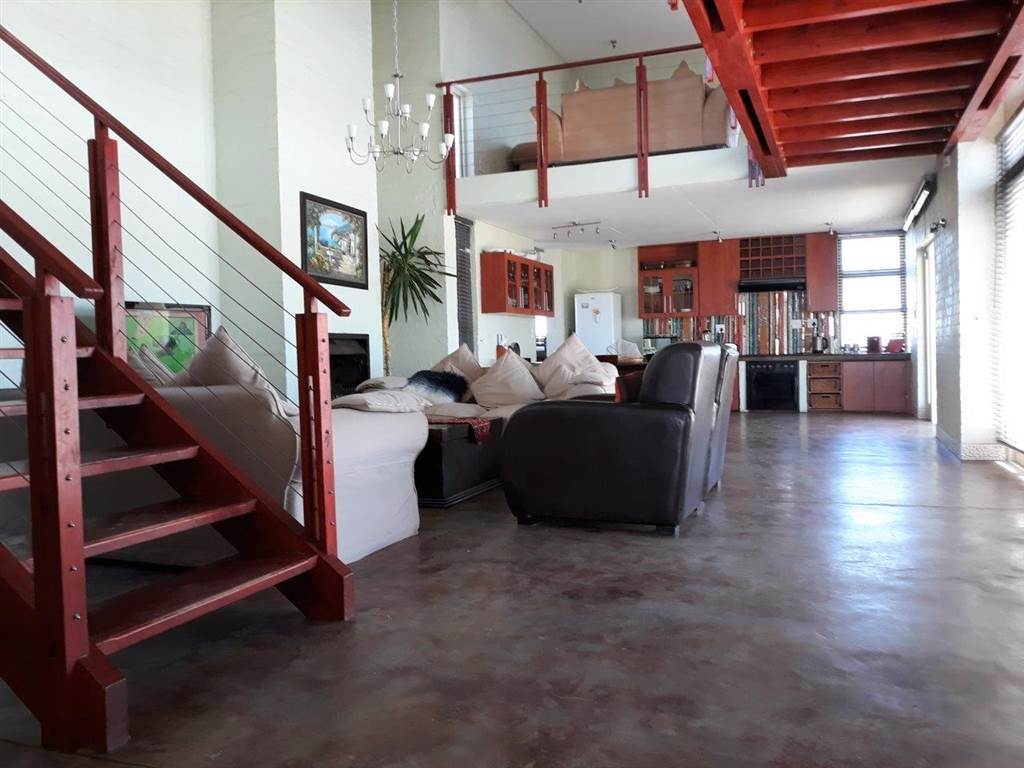 3 Bed House in Port Nolloth photo number 14