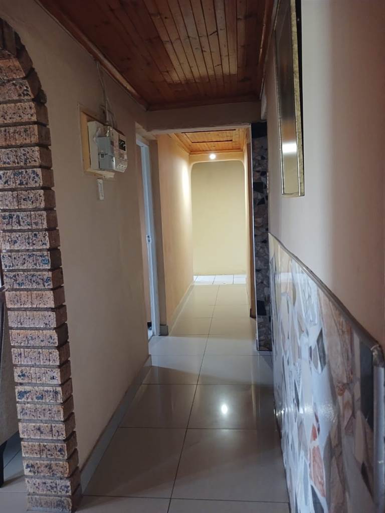 4 Bed House in Savanna Park photo number 6