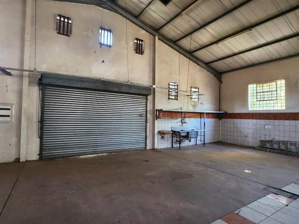 816  m² Commercial space in Louis Trichardt photo number 10