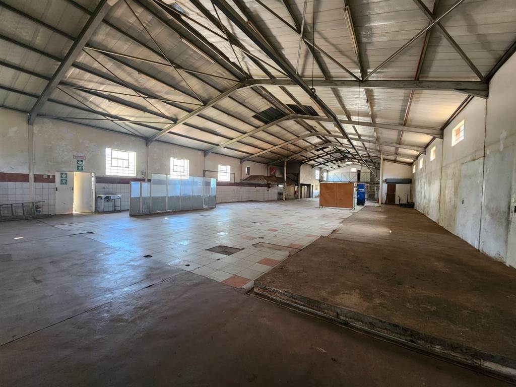 816  m² Commercial space in Louis Trichardt photo number 9