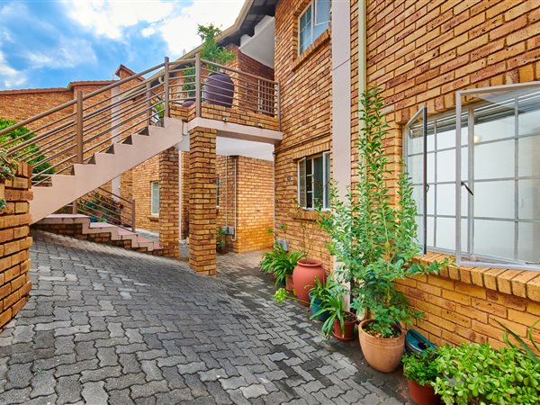3 Bed Townhouse in Windsor East