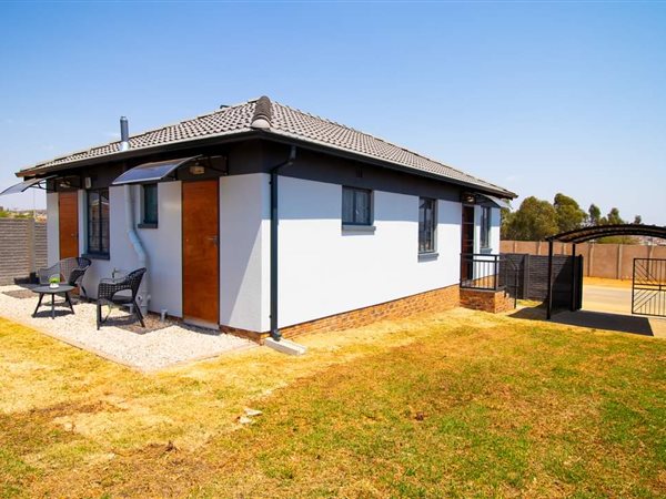 2 Bedroom House 2 Bedroom House