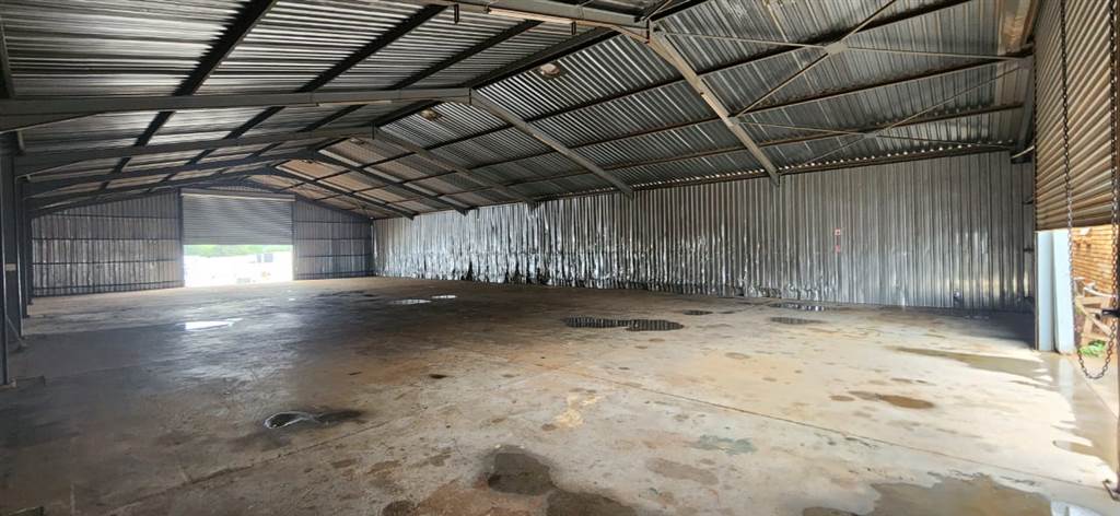 450  m² Industrial space in Pomona photo number 5