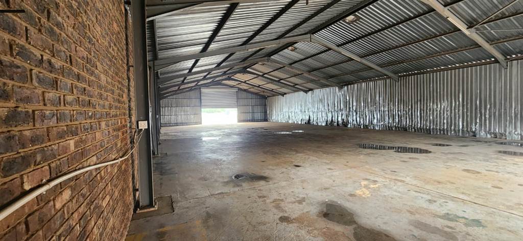 450  m² Industrial space in Pomona photo number 3