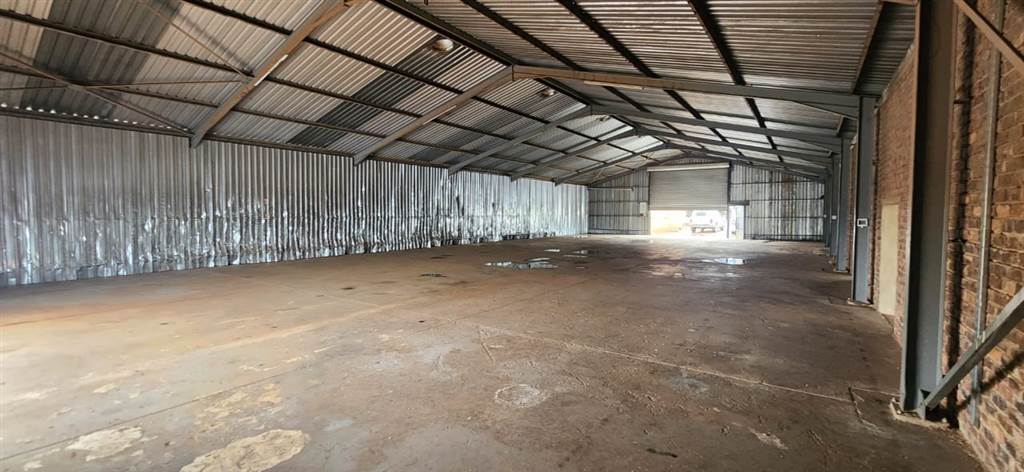 450  m² Industrial space in Pomona photo number 7