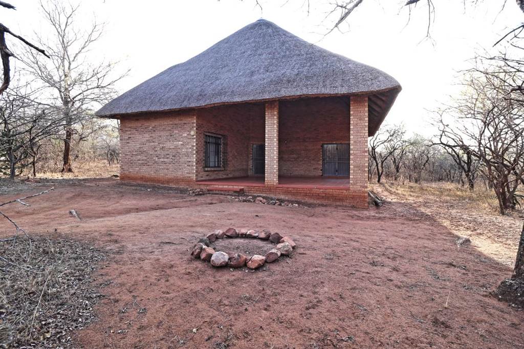 2 Bed House in Marloth Park photo number 23