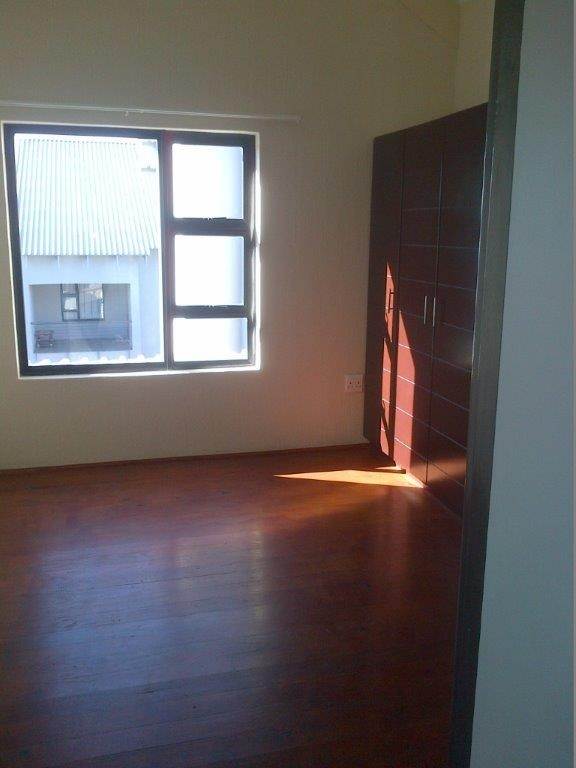 2 Bed Apartment in Hoedspruit photo number 12