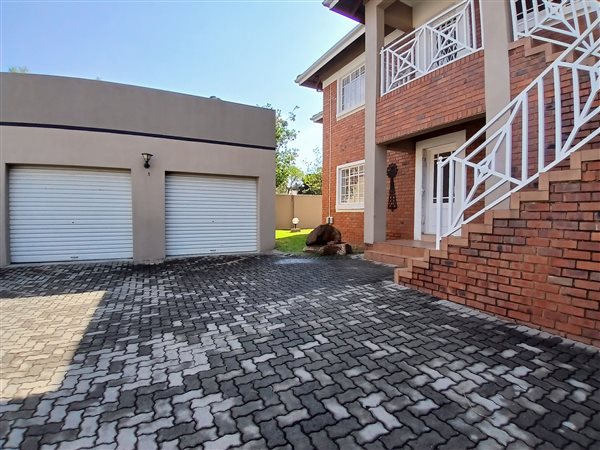 3 Bed Townhouse