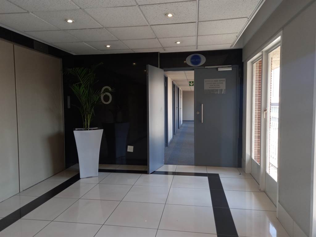 57  m² Office Space in Pretoria Central photo number 1