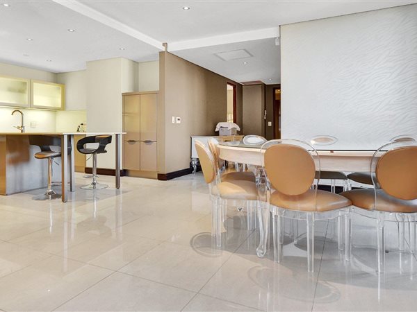 3 Bed Apartment in Melrose Arch