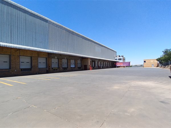 6720  m² Industrial space in Jet Park