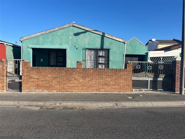 3 Bedroom House 3 Bedroom House
