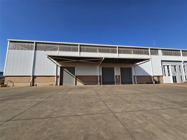 2 276  m² Industrial space