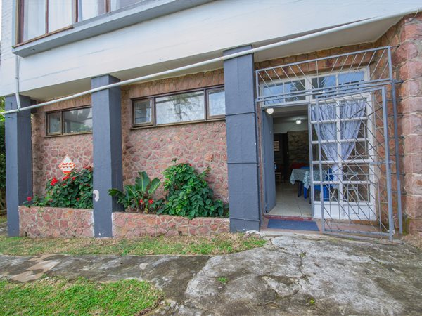 2 Bedroom Flat 2 Bedroom Flat