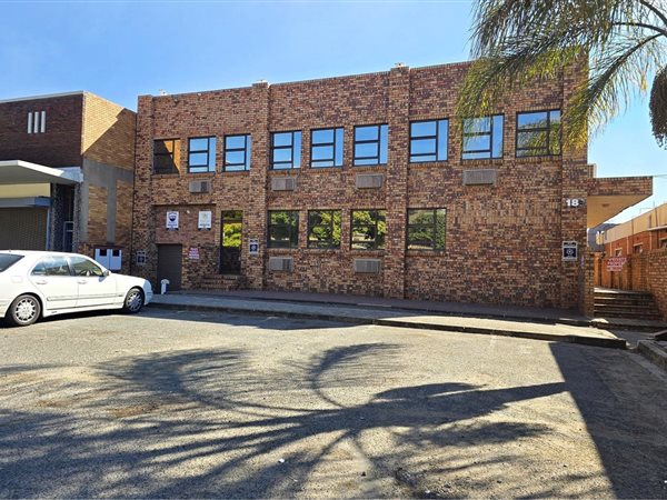 594 m² Commercial space 594 m² Commercial space