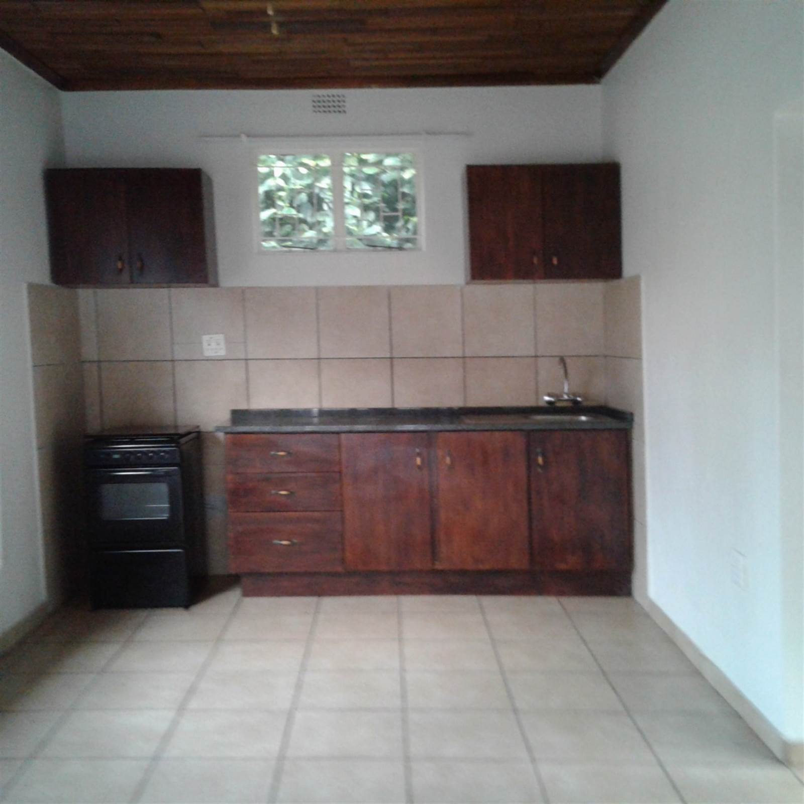 300  m² Commercial space in Tzaneen photo number 5