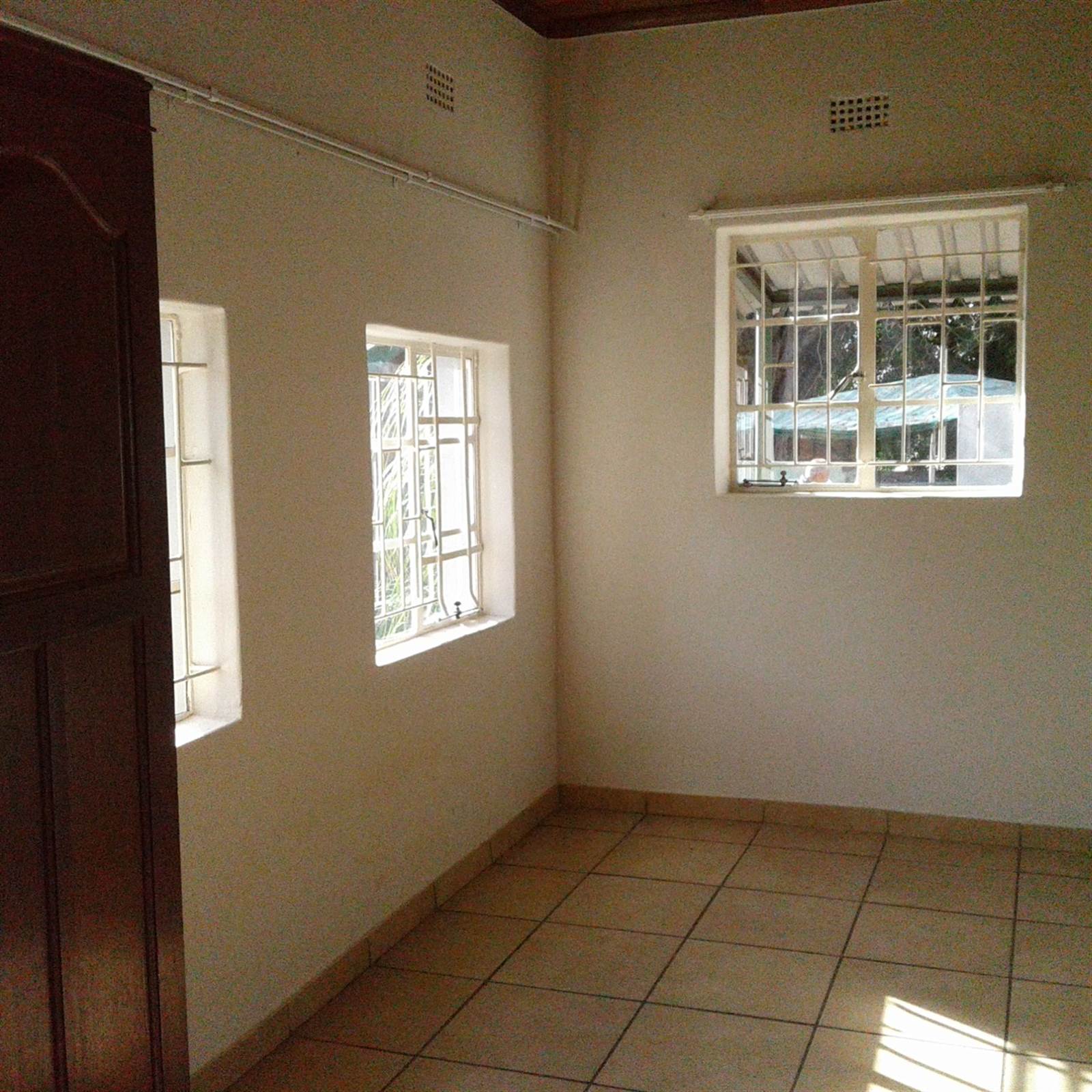 300  m² Commercial space in Tzaneen photo number 8
