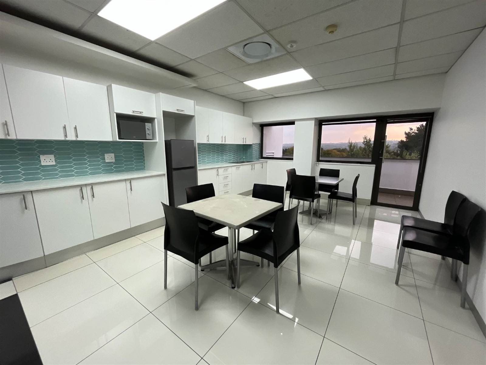 26  m² Office Space in Rivonia photo number 11