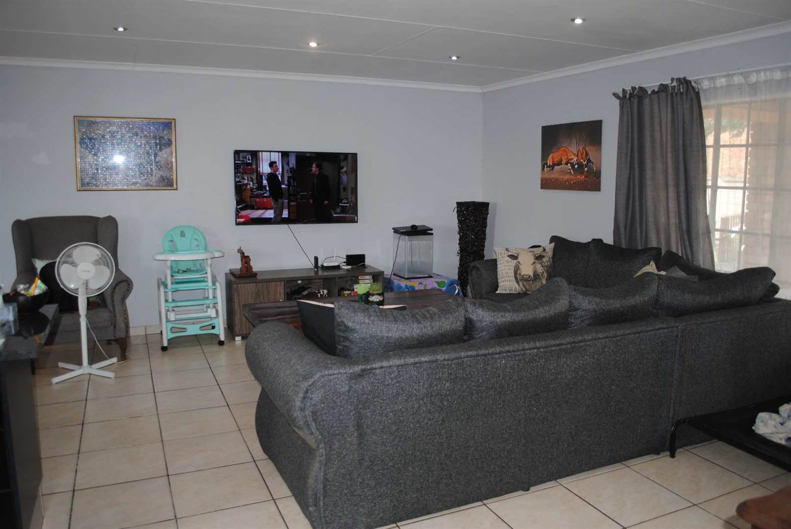 3 Bed Townhouse in Riversdale photo number 7