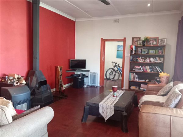 2 Bedroom House 2 Bedroom House