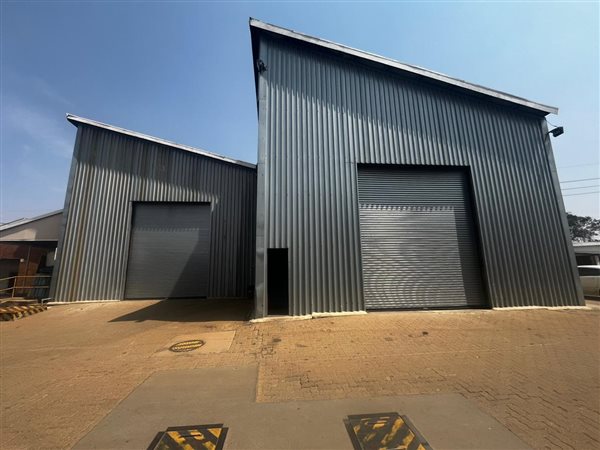 513  m² Industrial space