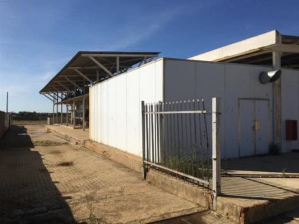 3 047 m² Industrial space 3 047 m² Industrial space