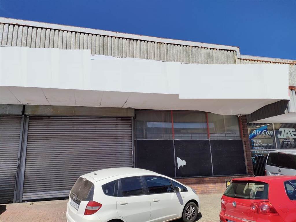 450  m² Industrial space in Krugersdorp Central photo number 2