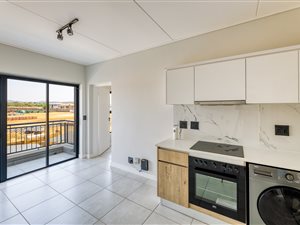 1 Bed Apartment in Hazeldean (Silverlakes Surroundings)