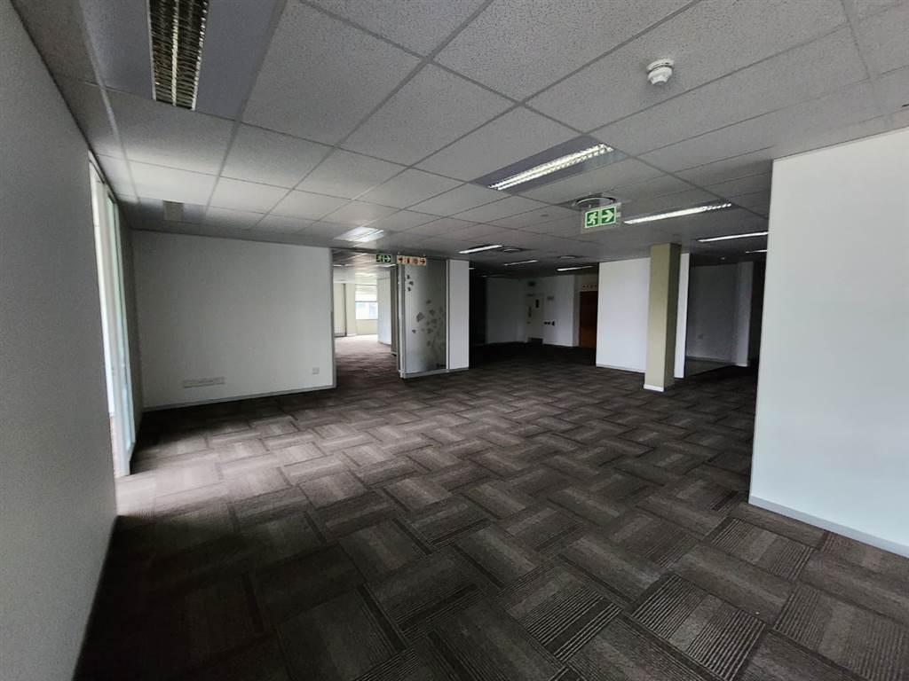 771  m² Commercial space in Ashlea Gardens photo number 10